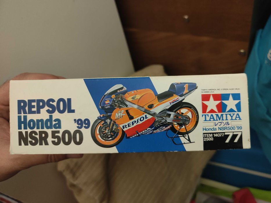 TAMIYA 14077 - Repsol Honda NSR 500 '99 - 1/12