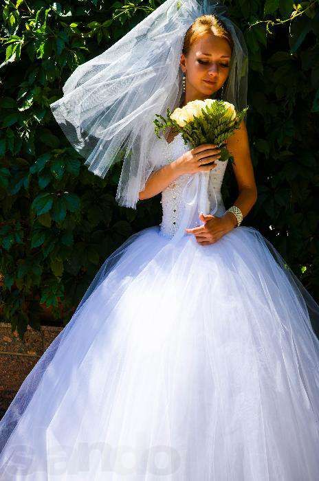 свадебное платье на миниатюрную девушку