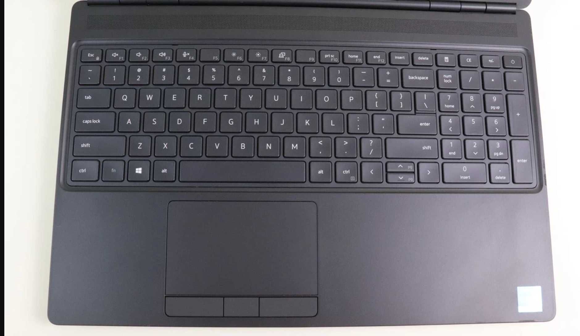 DELL PRECISION 7560 I5-11500H /512B/32GB RAM/w10/Nvidia 1200