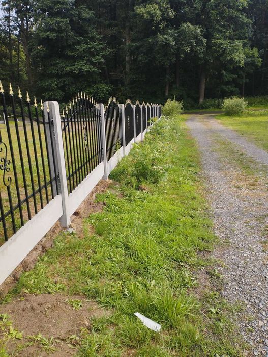 Budowa ogrodzeń panelowych,siatki i inne.