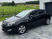 Opel Astra Opel Astra J 2010 rok