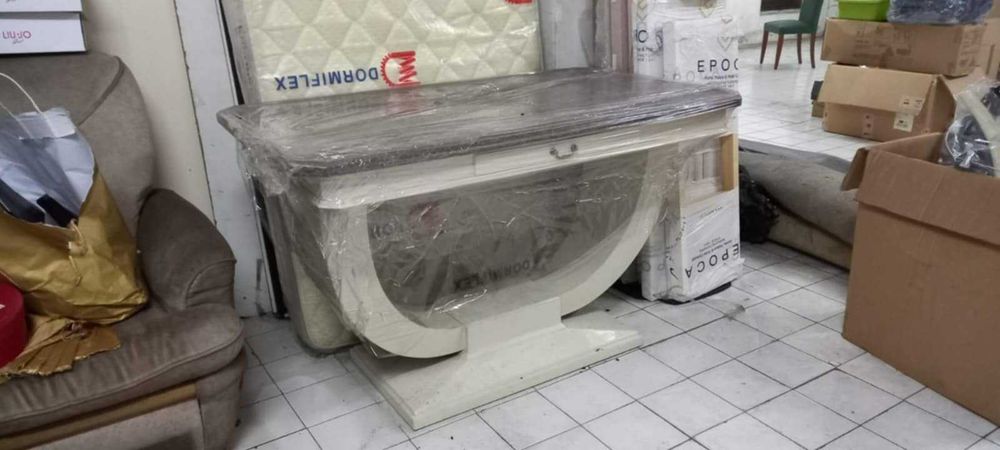 Secretária e Cadeirão