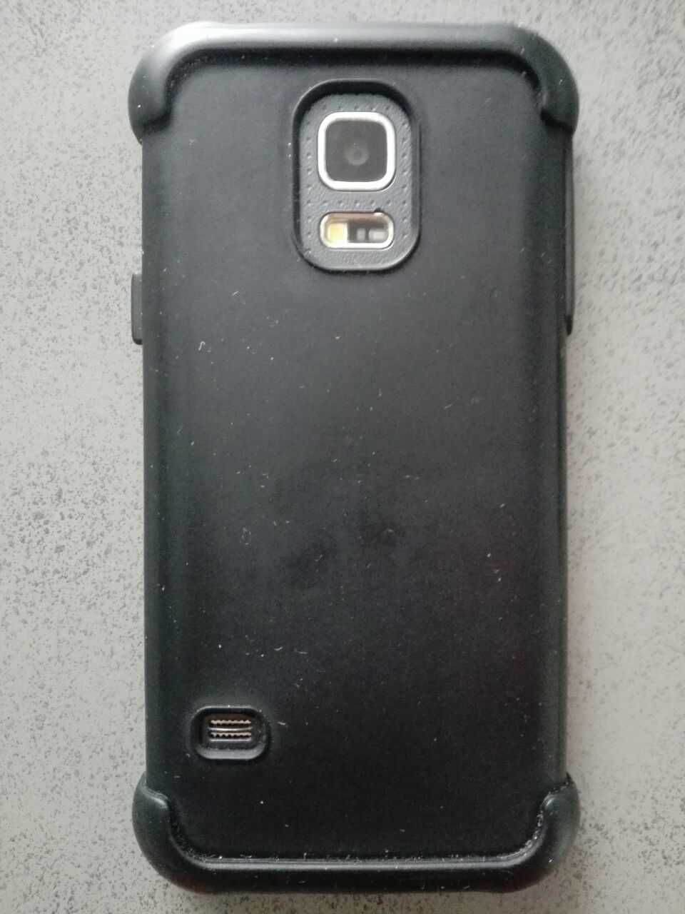 «Samsung Galaxy S5 Mini – мал золотник, да дорог!»