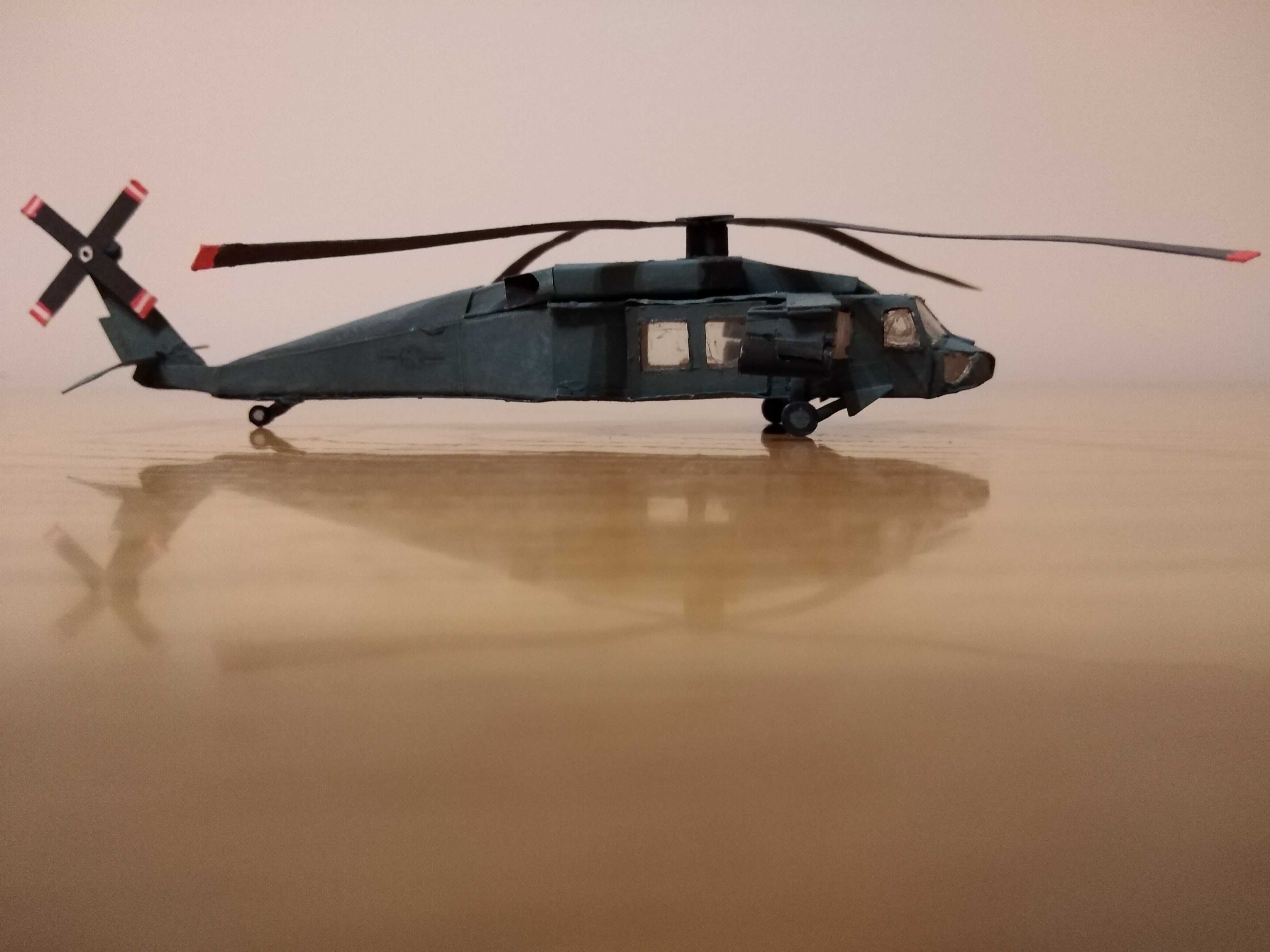 Helicóptero UH-60 Blackhawk