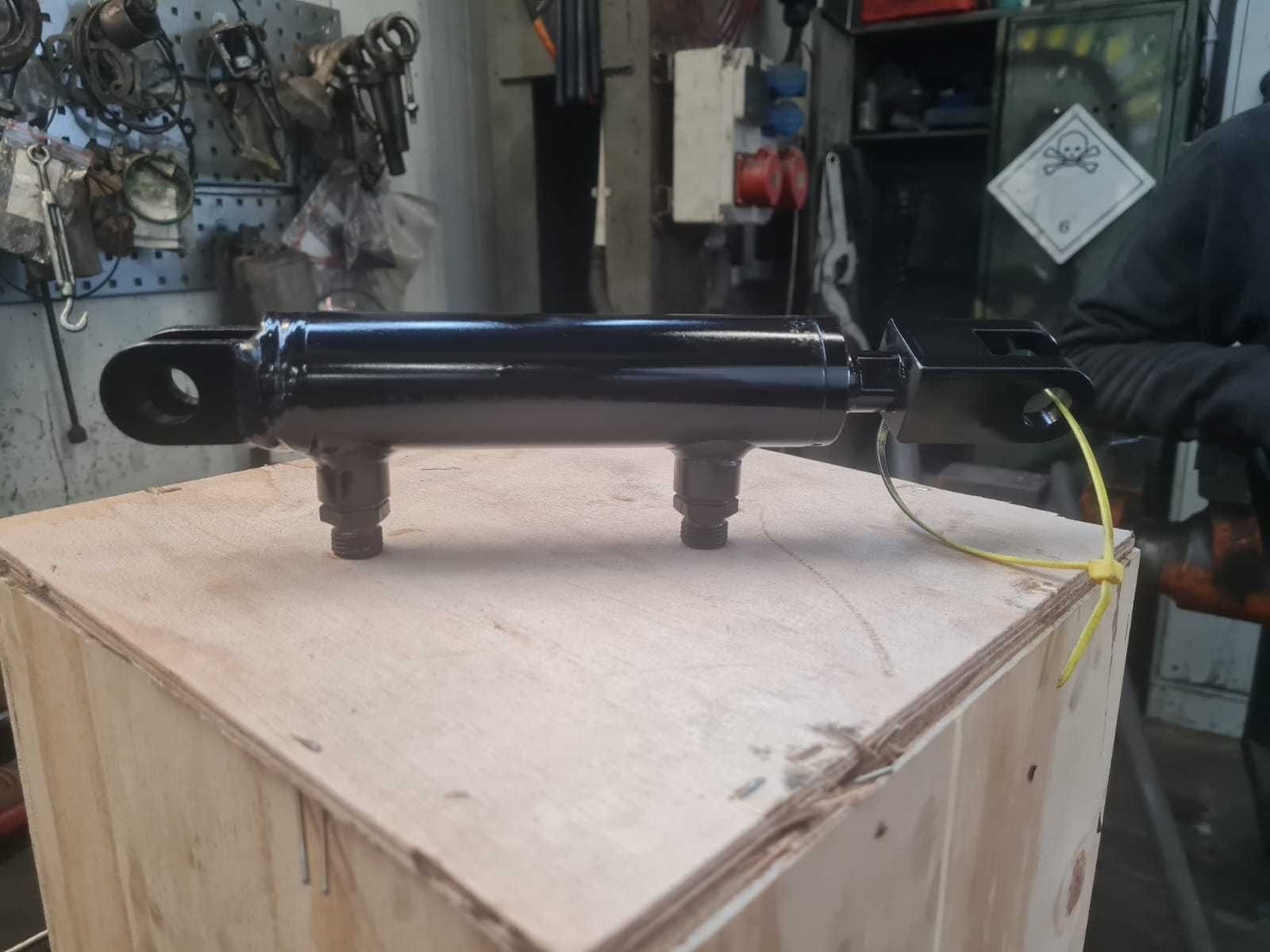Zakuwanie węży Hydraulicznych i regeneracja siłowników