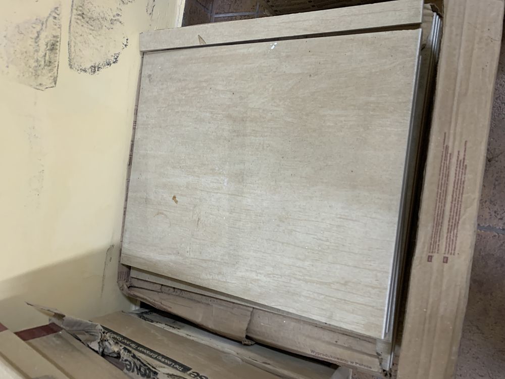 Płytki Gres szkliwione 40x40cm krem - 2,24m2