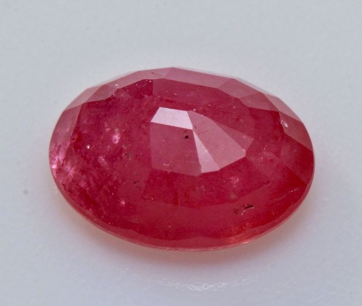 Натуральный рубин 3.19 карат