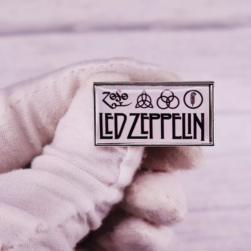 Продам значок LED ZEPPELIN. 2023 рік виробництва АБСОЛЮТНО НОВИЙ. Стил