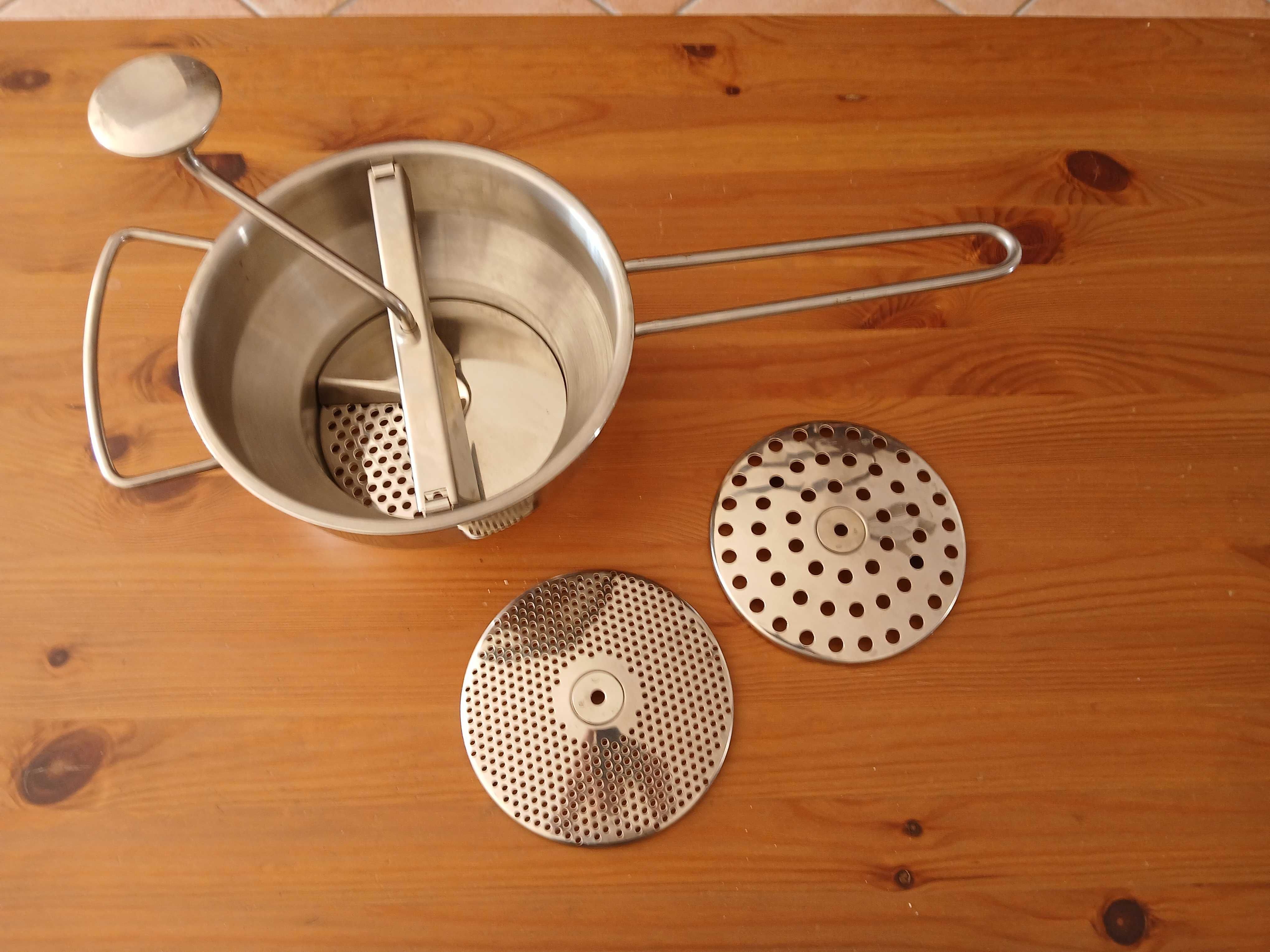 Passe Vite Aço Inoxidável de Cozinha