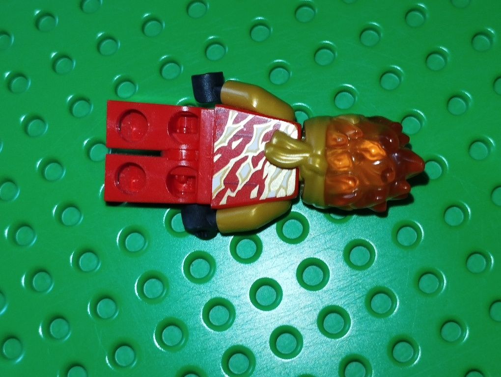 LEGO Ninjago Minifigurka Kai – Zakazane Spinjitzu