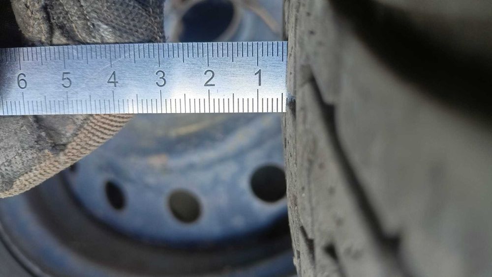 Komplet kół zimowych Falken/Toyo 175/65 R15 4x100