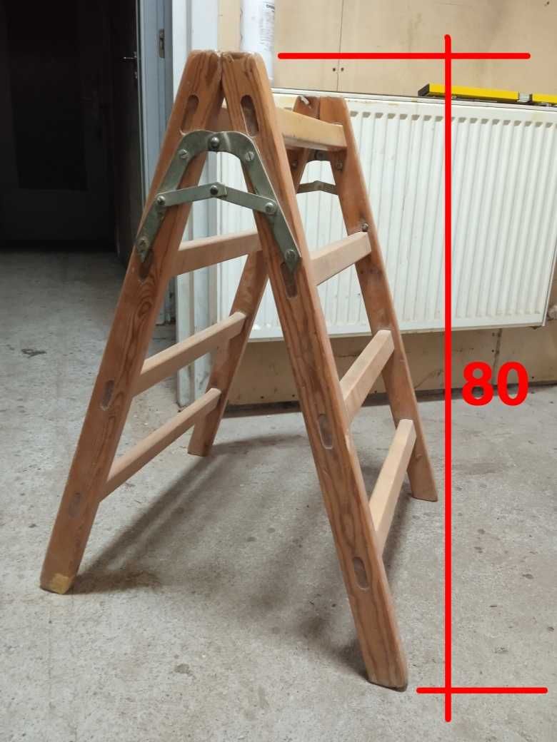 Drabina drewniana 4 stopnie, wysokość 80 cm, szerokość 49 cm. Solidna