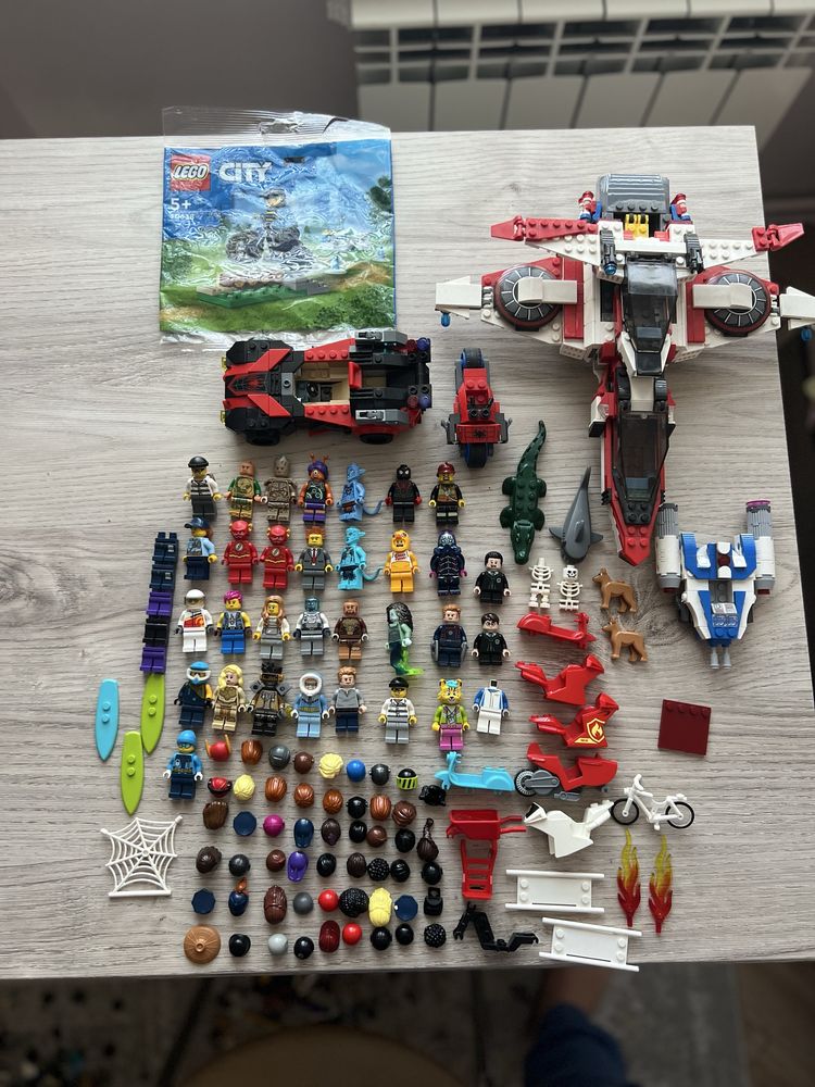 Lego фігурки оригінал