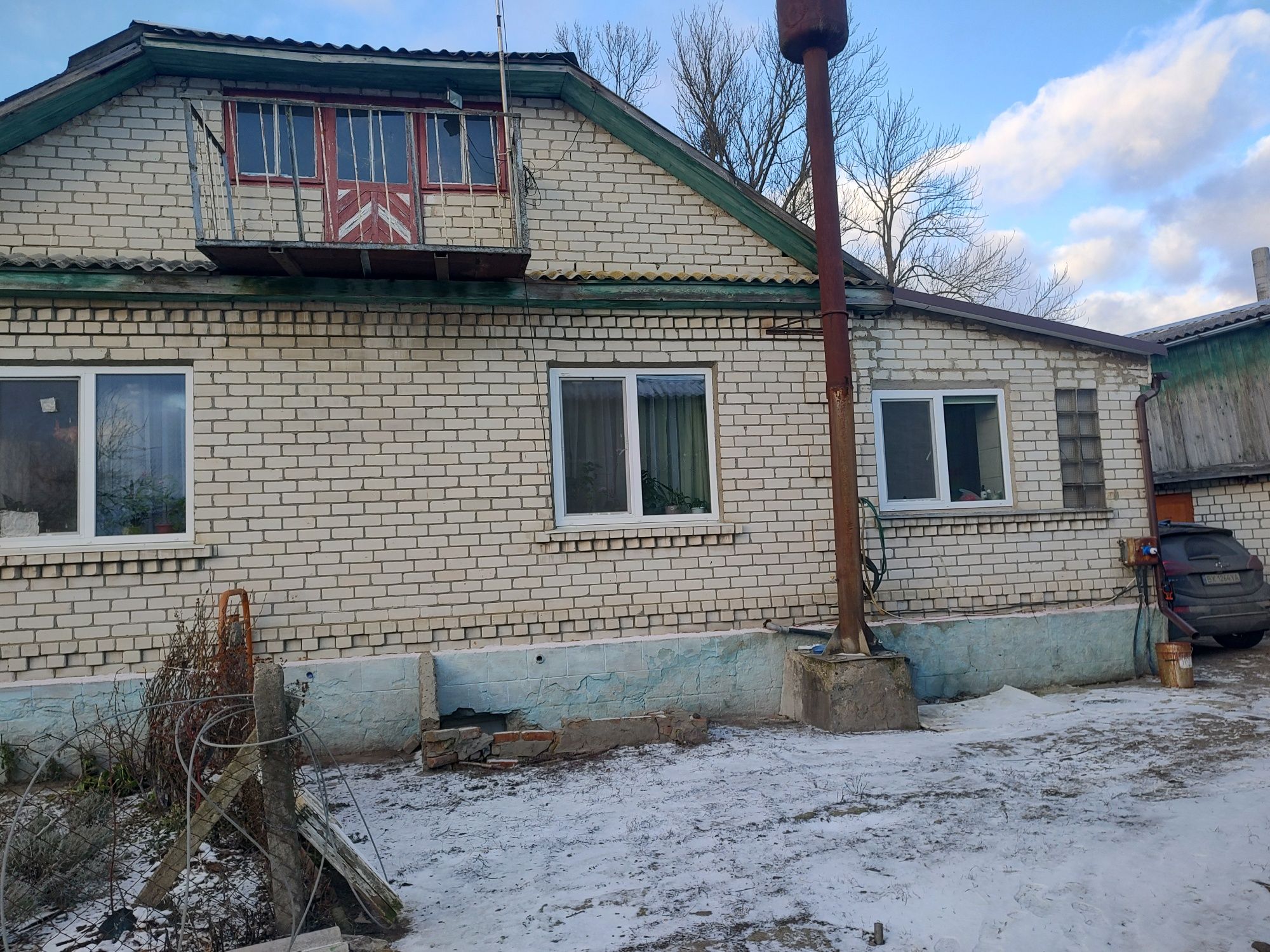 Будинок з усіма зручностями та приватним озером