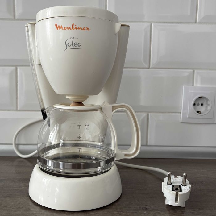 Крапельна кавоварка Moulinex BCA 1 L4 Little Solea