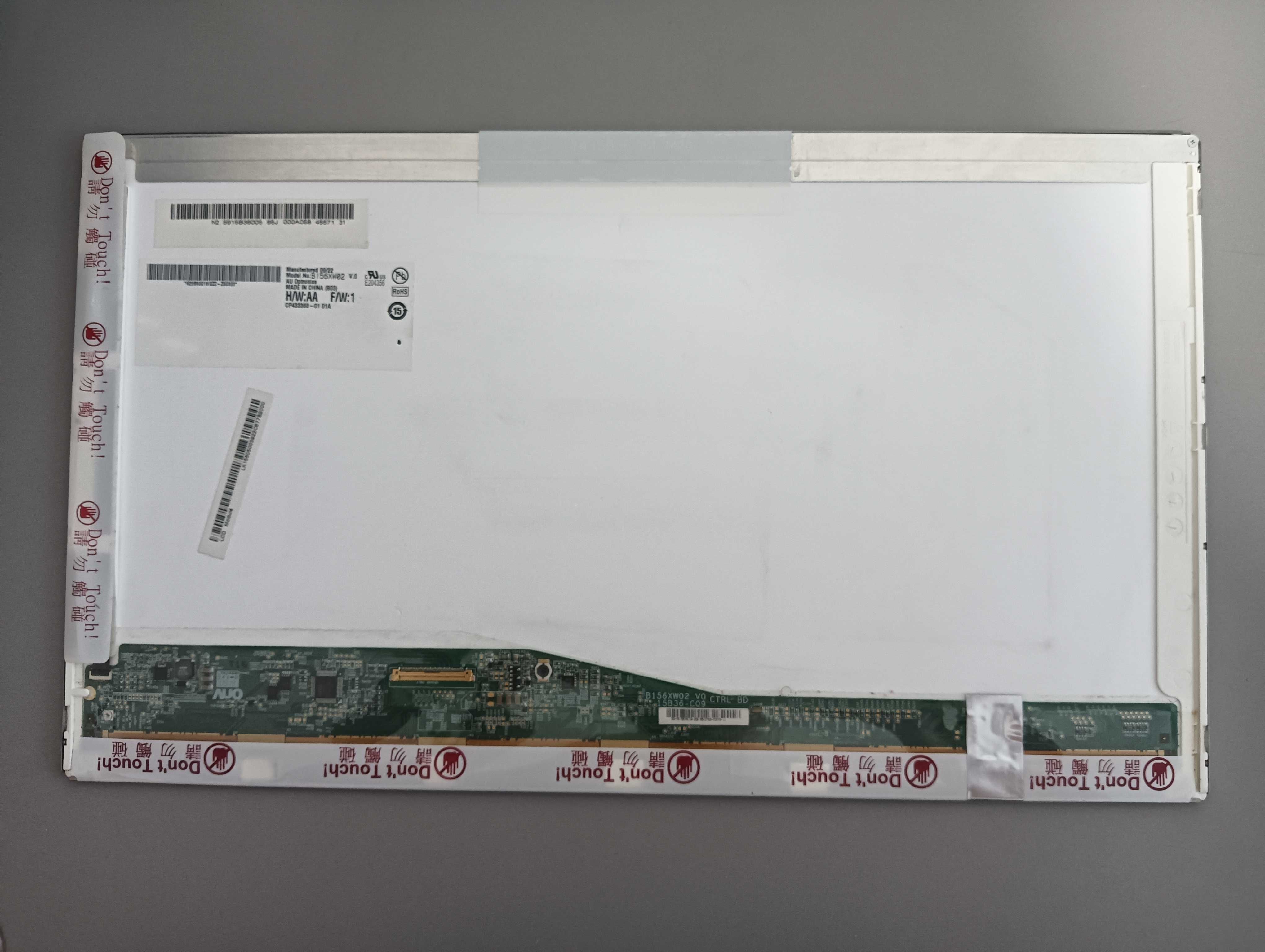 Vendo: Ecrã de Portátil LG B156XW02 LED (15.6 polegadas)