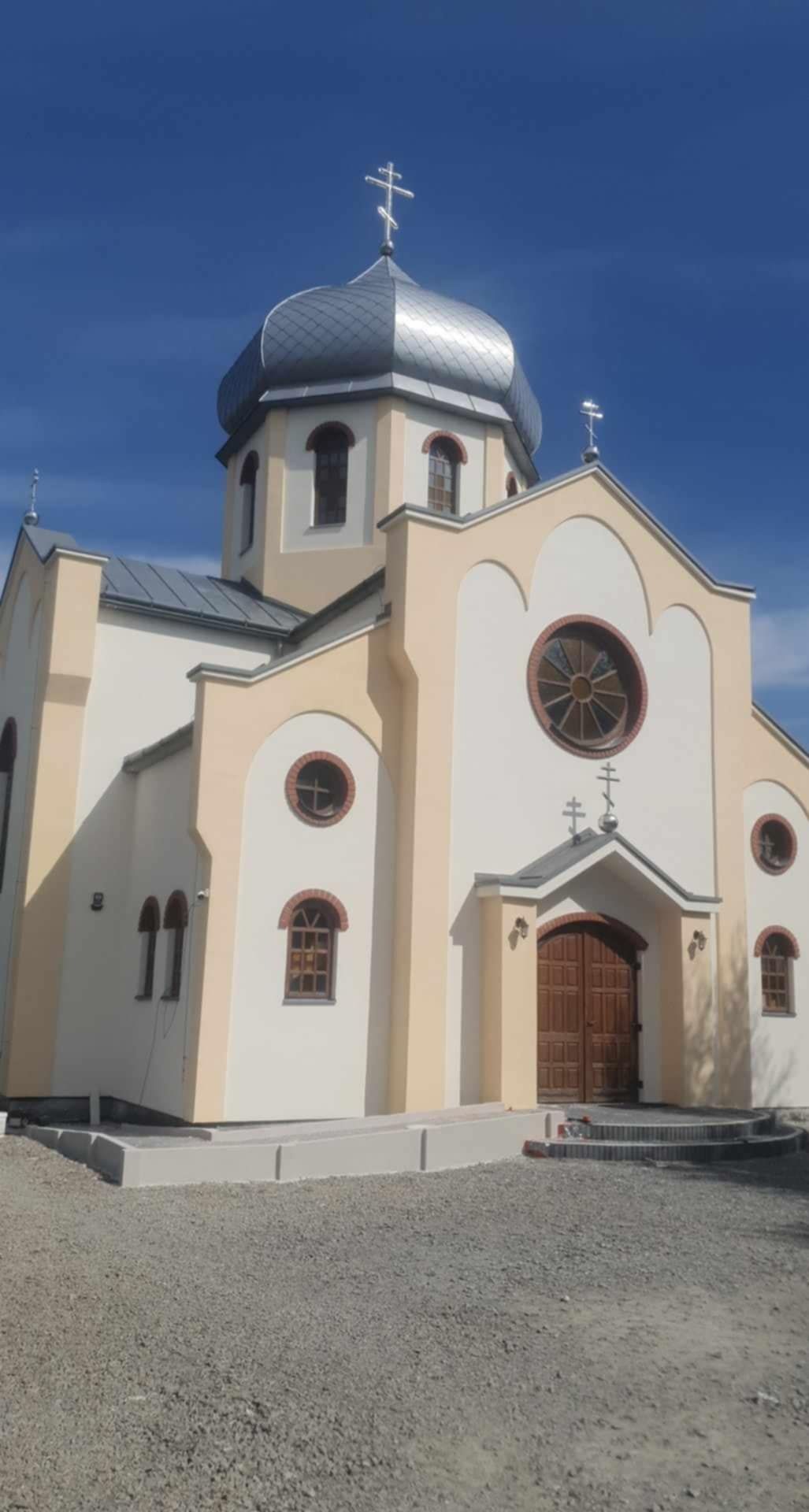 Mycie kostki brukowej elewacji docieplenia malowanie elewacji