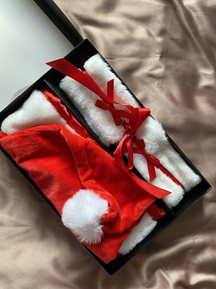 Santa set,наручники і шапка private collection hunkemoller