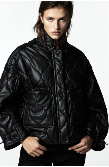 Бомбер куртка zara
