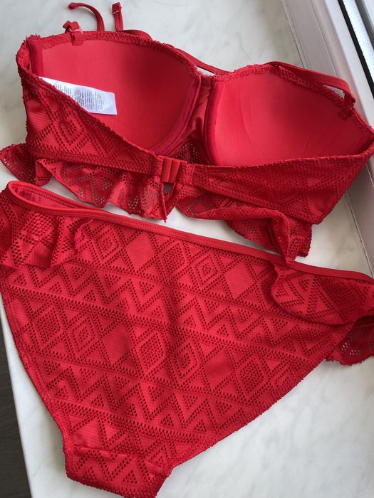 Новий купальник від Janina