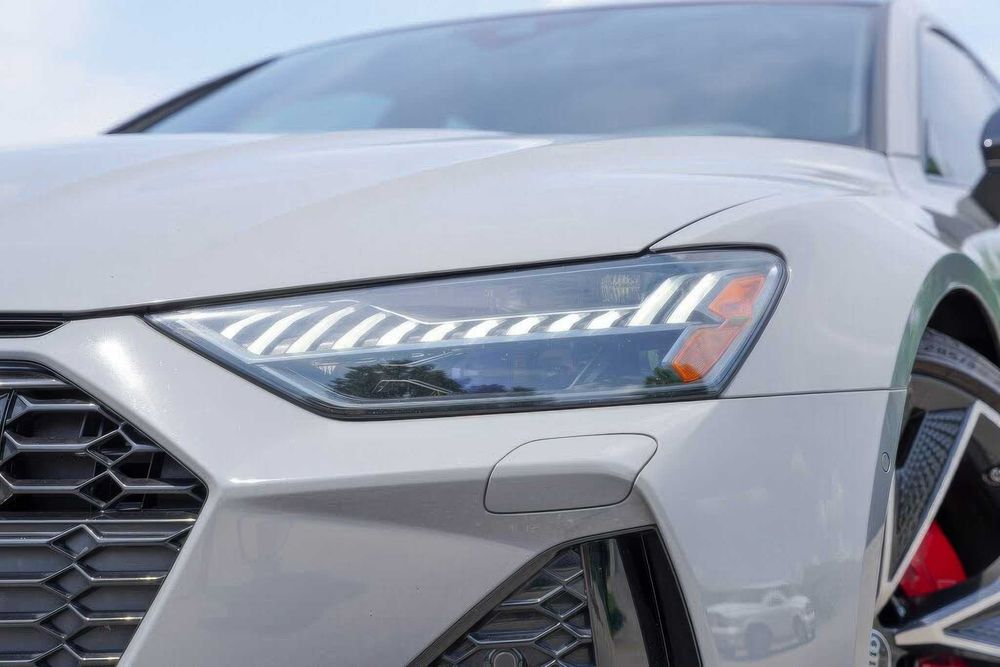 Audi RS7 quattro      2022