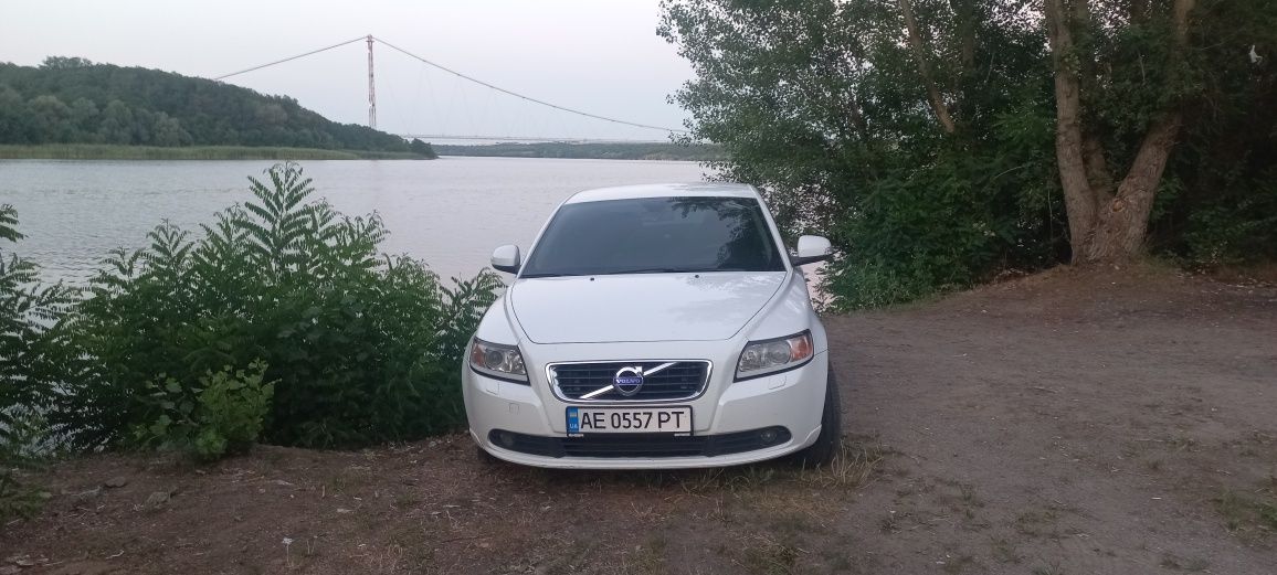 Авто volvo  s 40