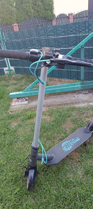 Sprzedam hulajnogę elektryczna motus