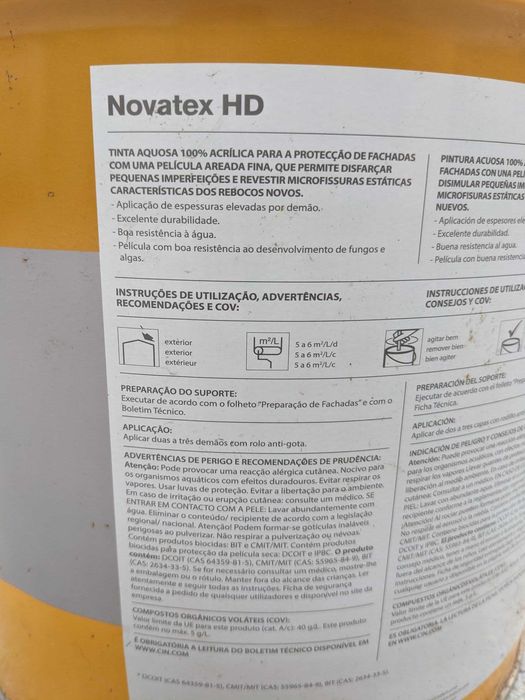 Balde de 15 litros de tinta branca para fachadas