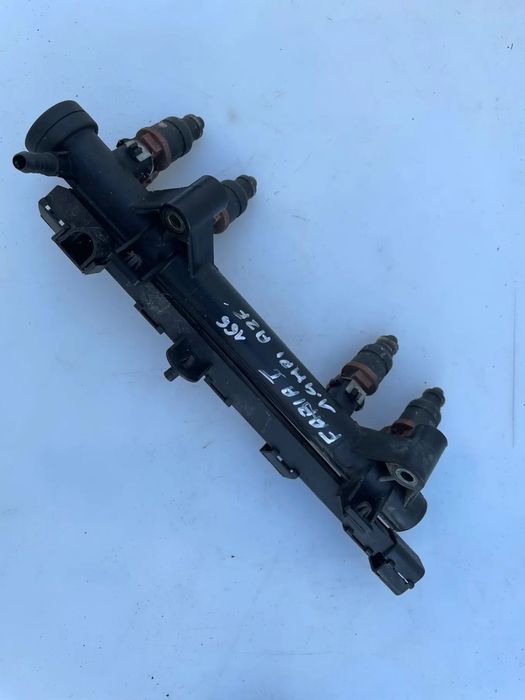 Listwa wtryskowa wtryski Skoda Fabia I 1.4 MPI 047133319Q 047906031