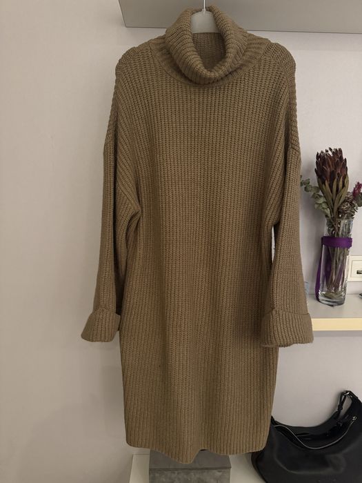 Тепла сукня какао