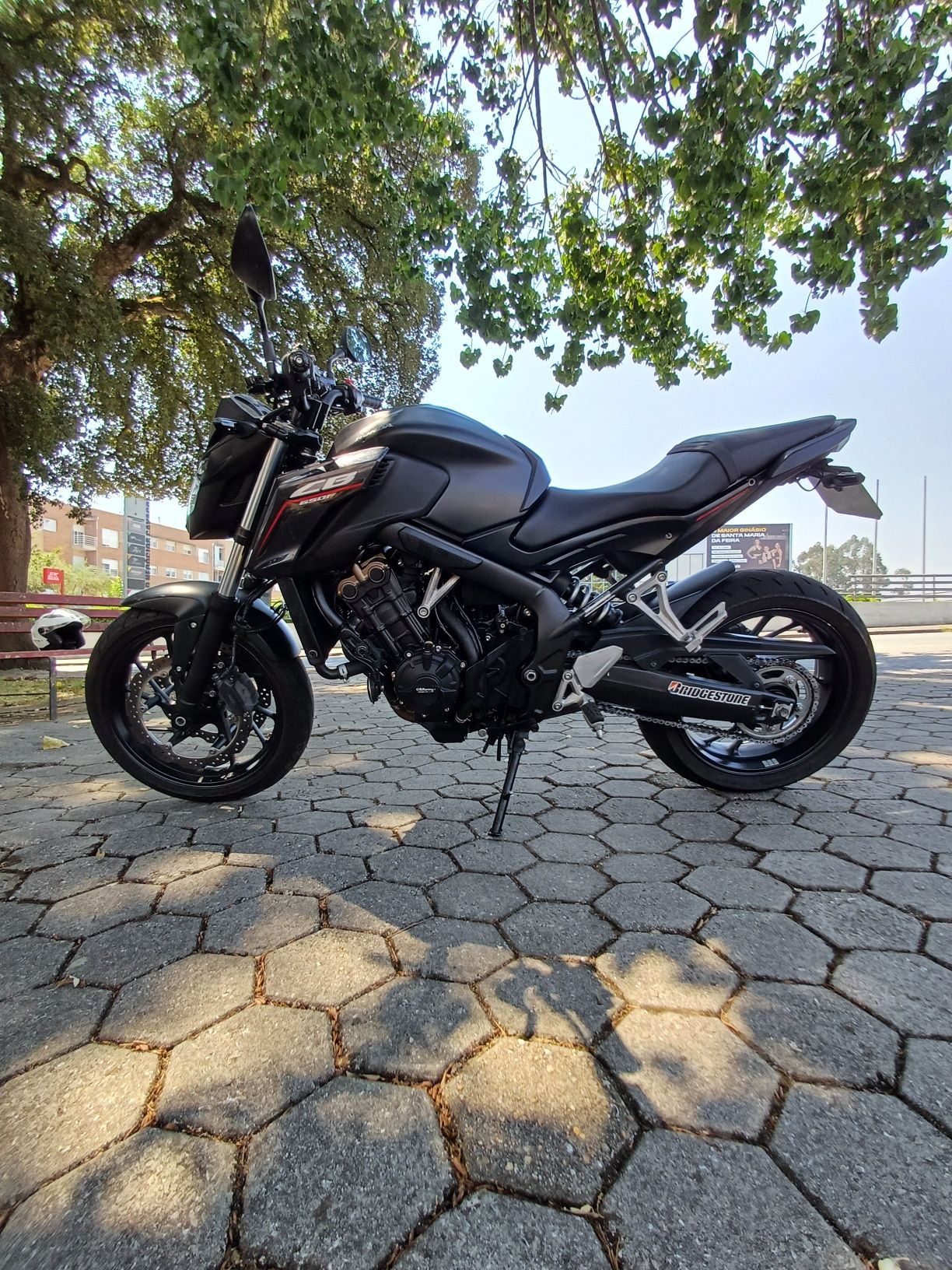 Cb 650f 2018 abs  35.400km