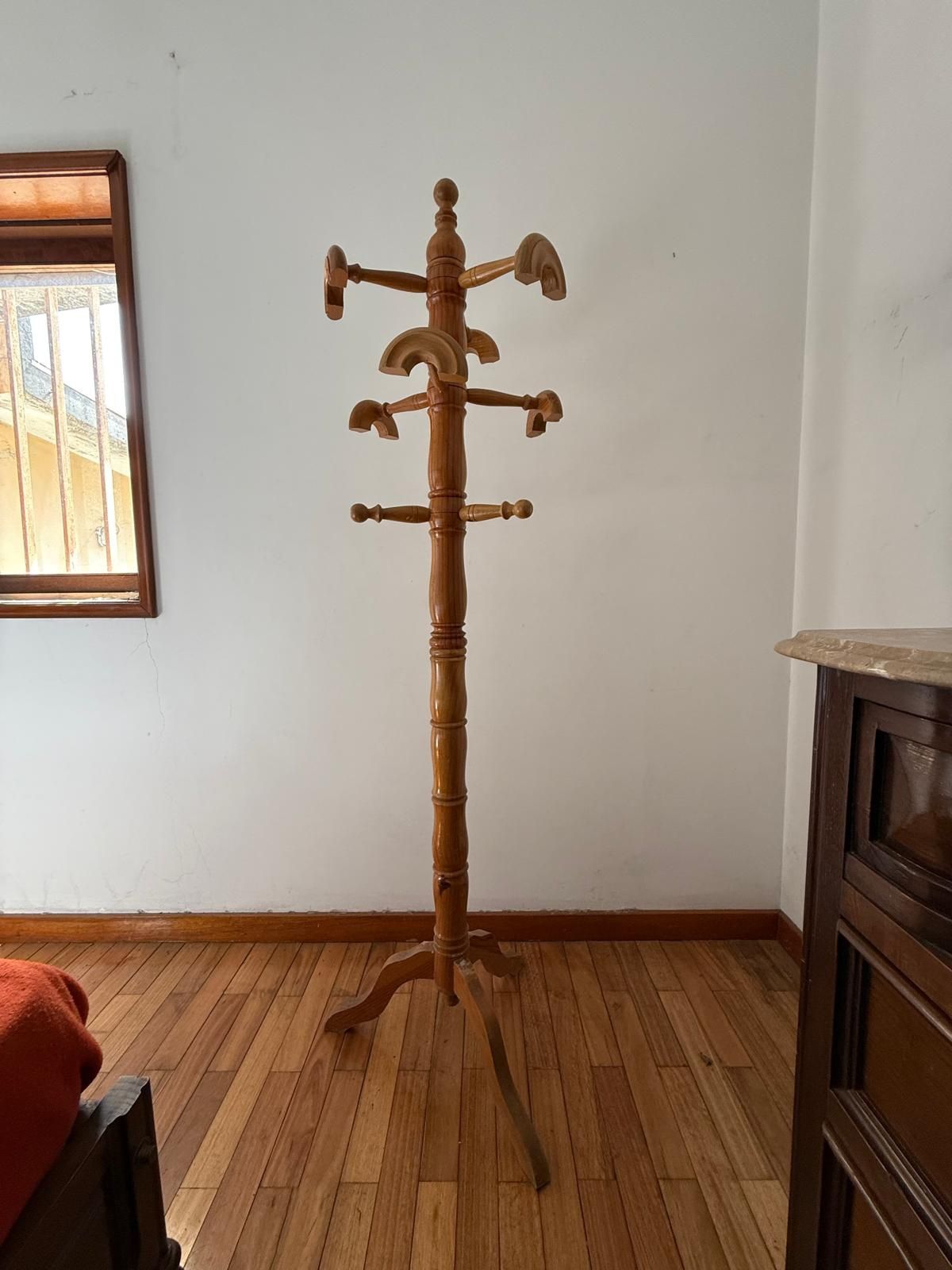 Cabide madeira maciça