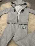 Костюми фірми Gap