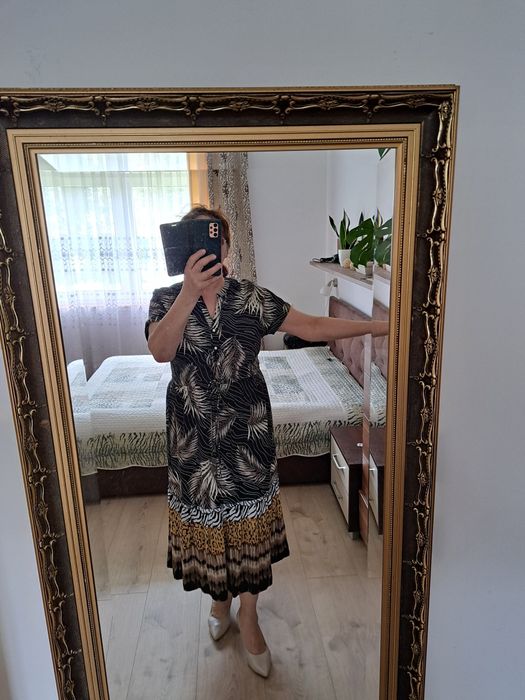 Piękna suknia rozmiar  44.