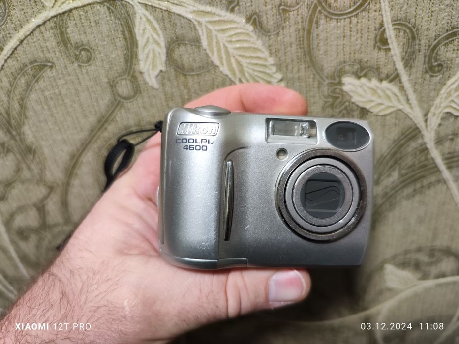 Продам Nikon coolpix 4600.