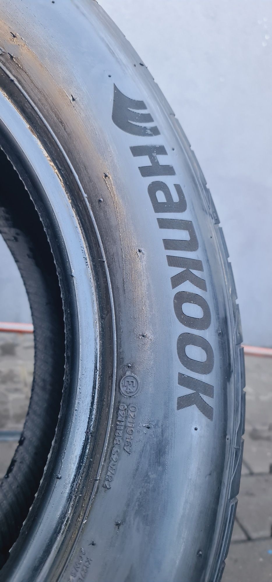 235/55/18 Hankook