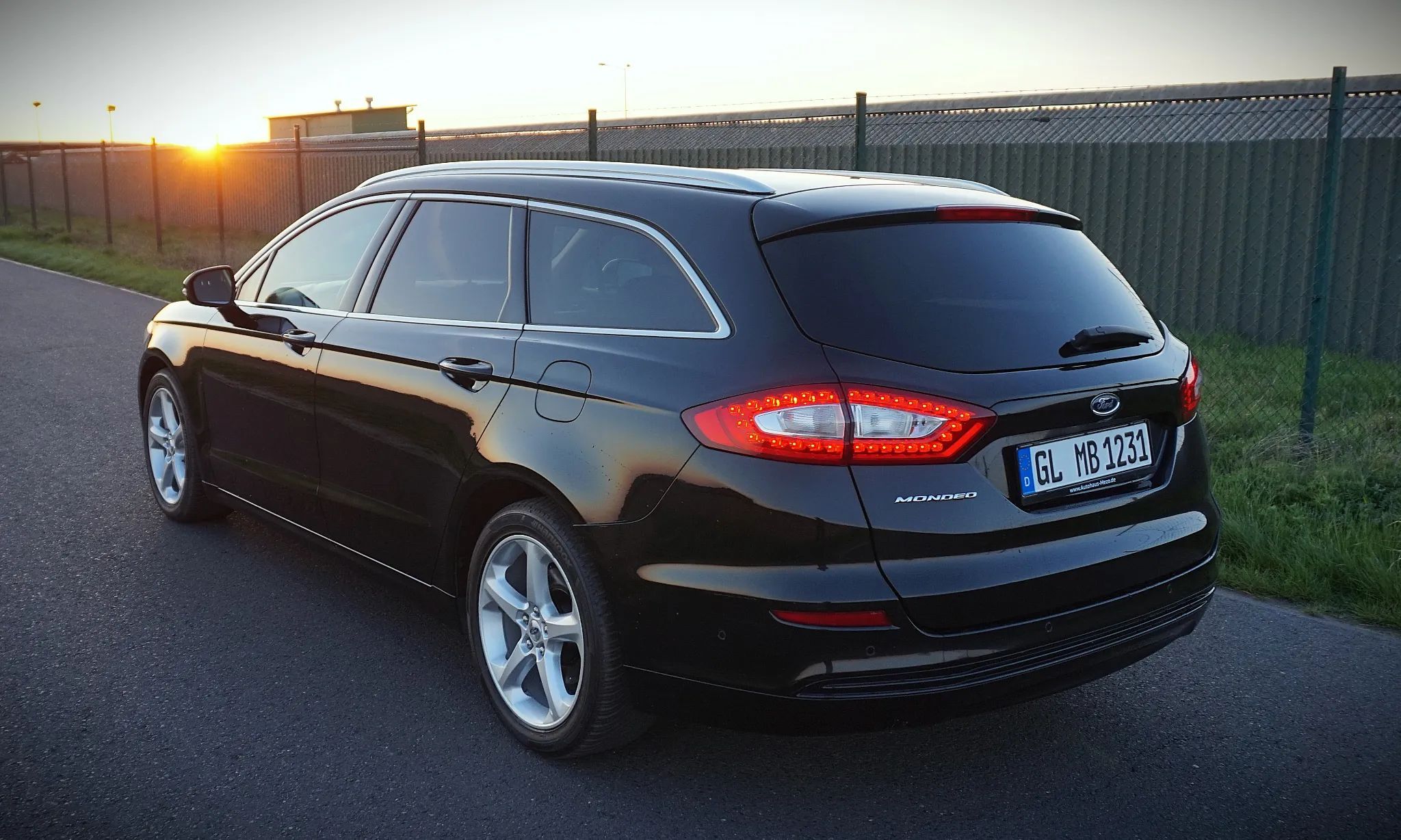 Ford C-MAX bezwypadkowy automat