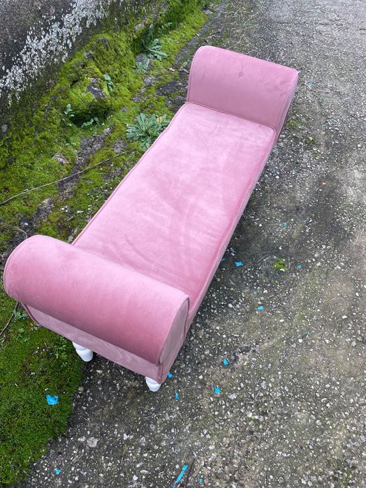 Banqueta rosa decorativa