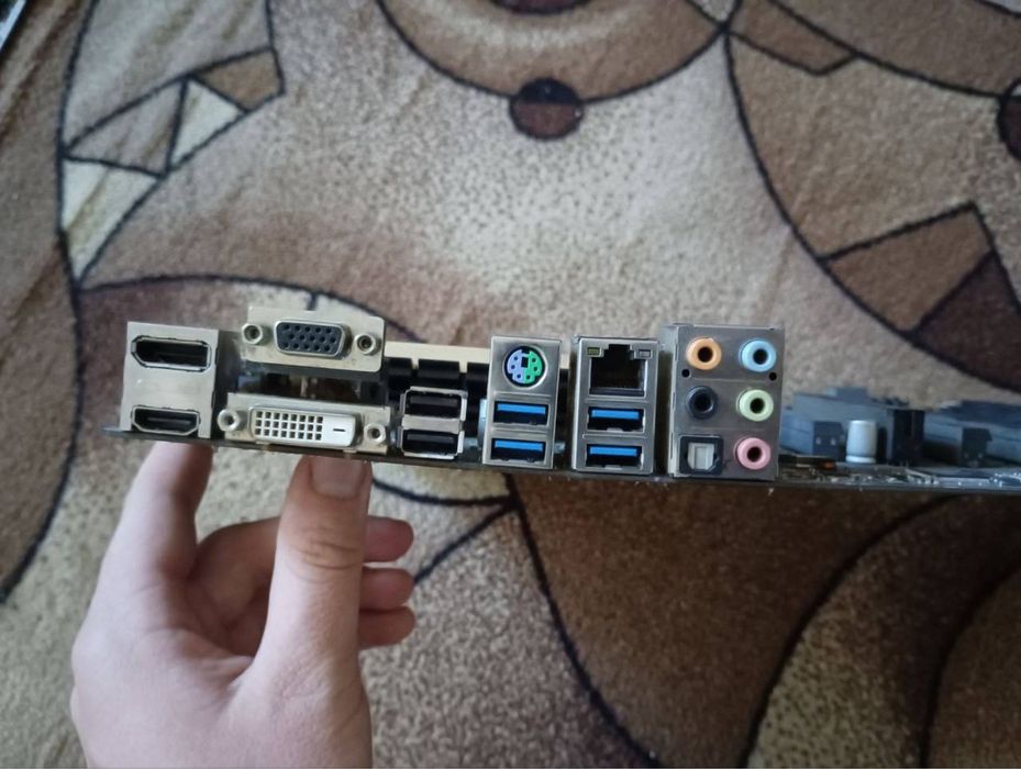 Материнська плата s1150 Asus Z97-A