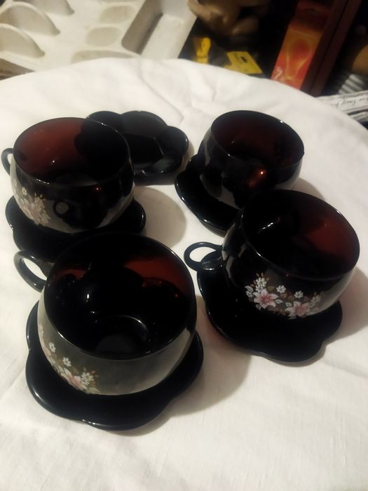 Посуда б/у в хорошем состоянии