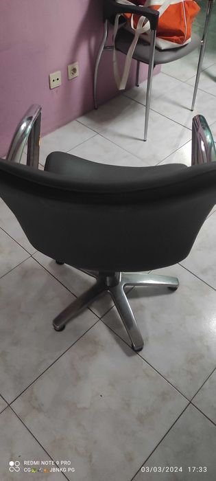 Material usado de cabeleireiro