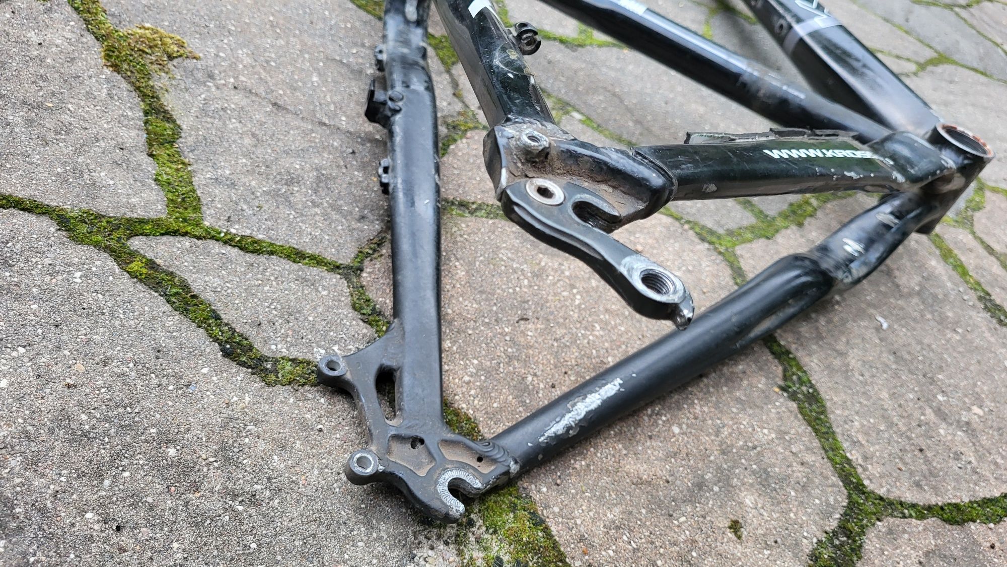 Rama aluminiowa kross level a4 26" rozmiar 20 uszkodzona