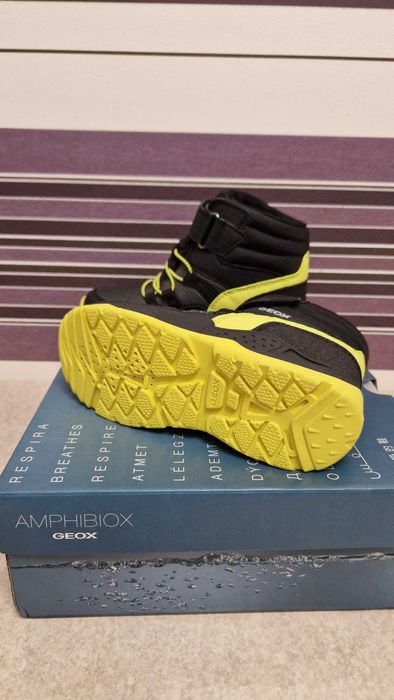 Зимові термо черевики чоботи Geox р,31,32,33,34,36