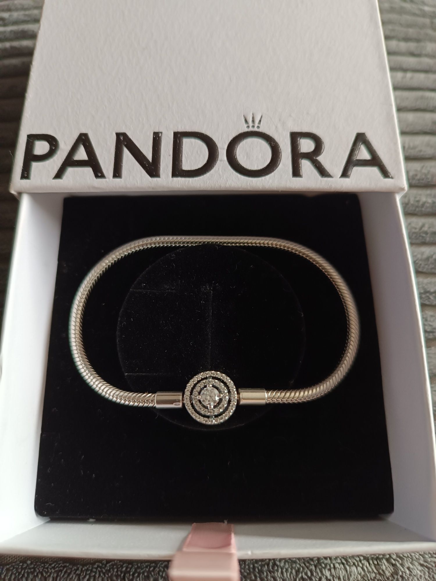 Pandora bransoletka moments z lśniącą aureolą 19