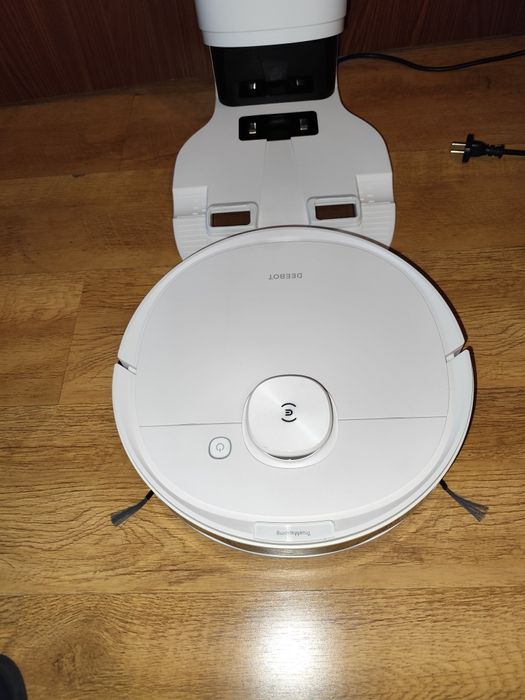 Robot sprzątający myjący Ecovacs Deebot N8+