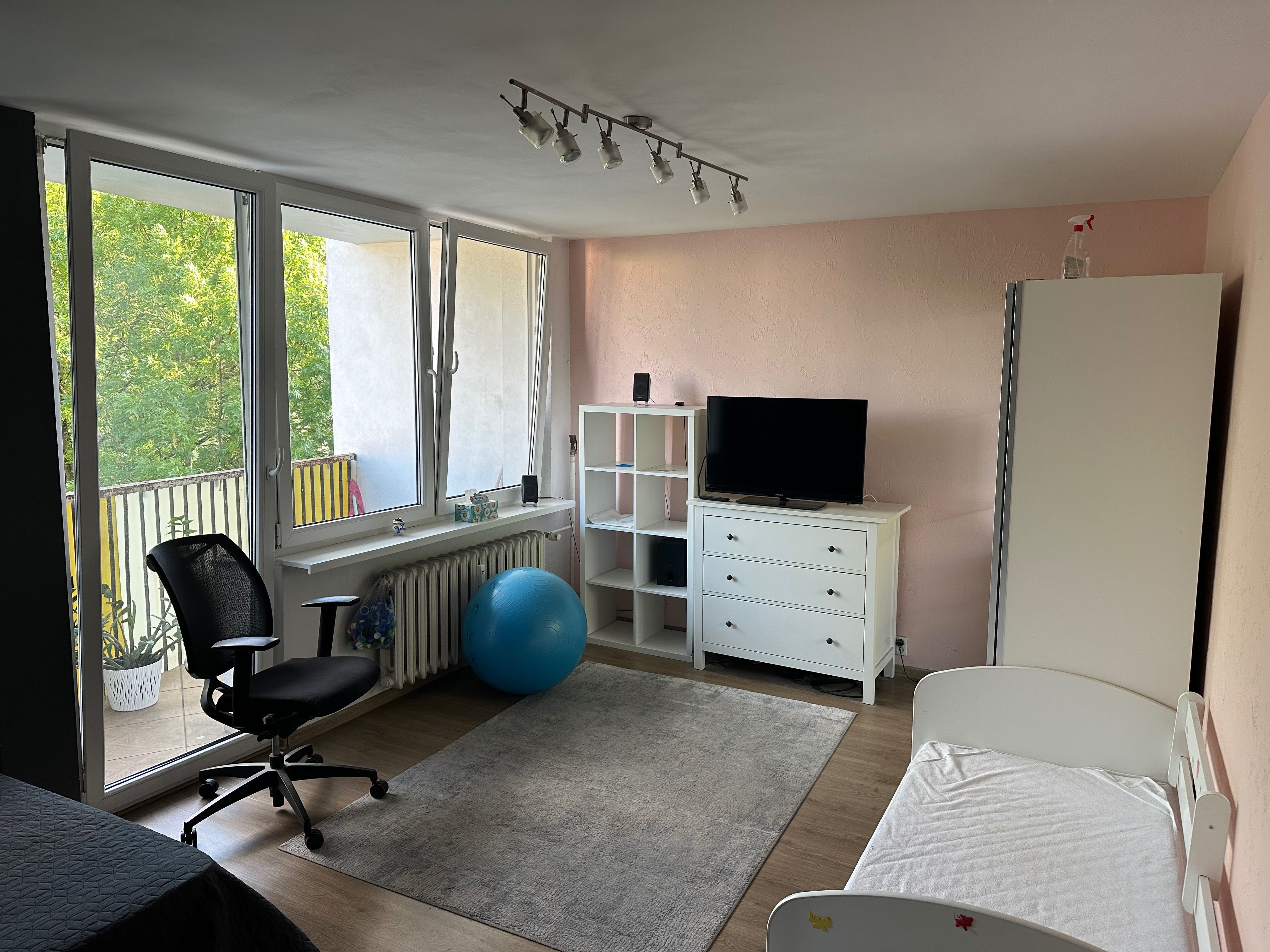 Wynajme pokój na Bemowie (21 m + balkon)