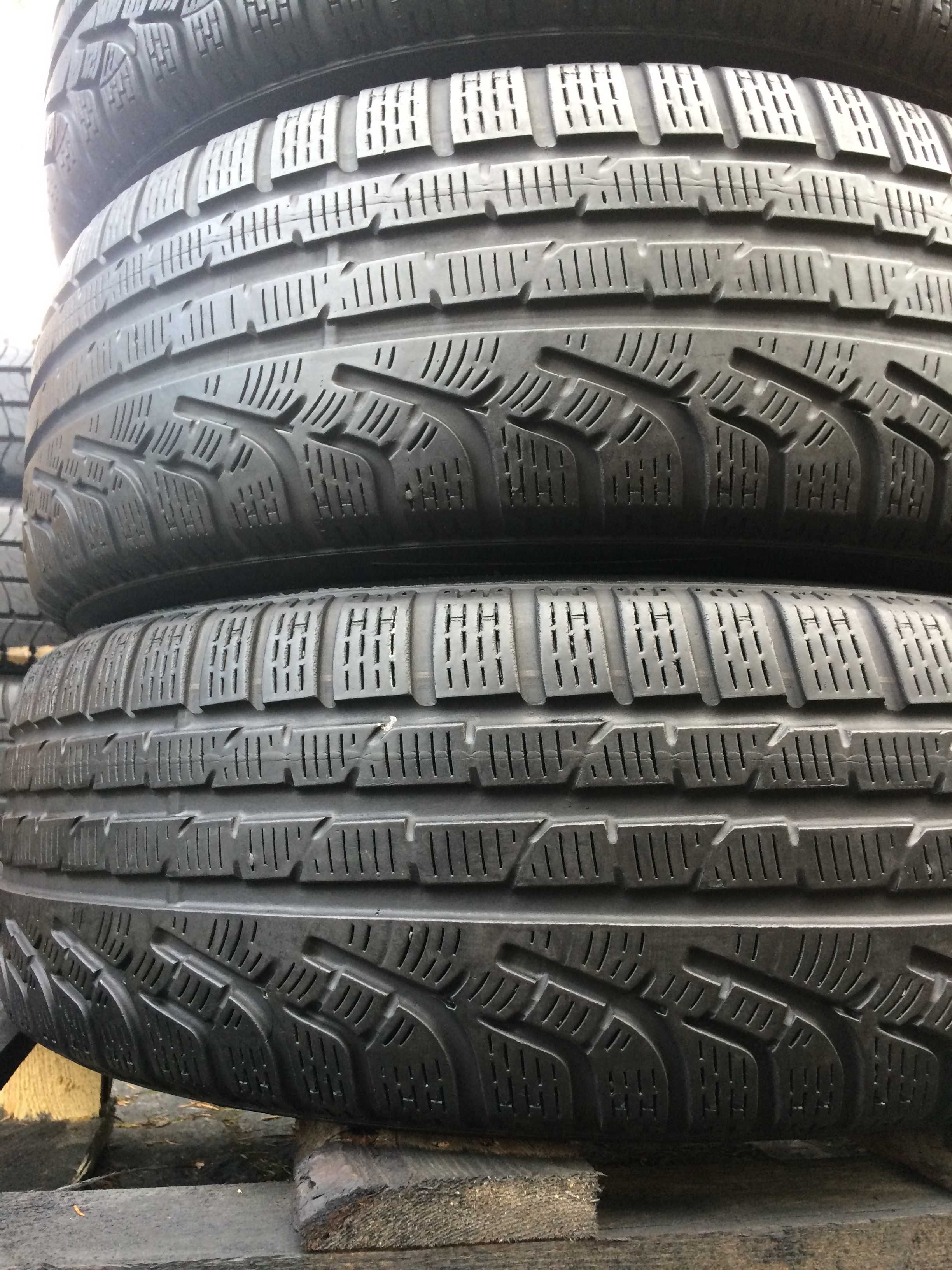 PIRELLI 215/60R17 96H SottoZero Serie II A0