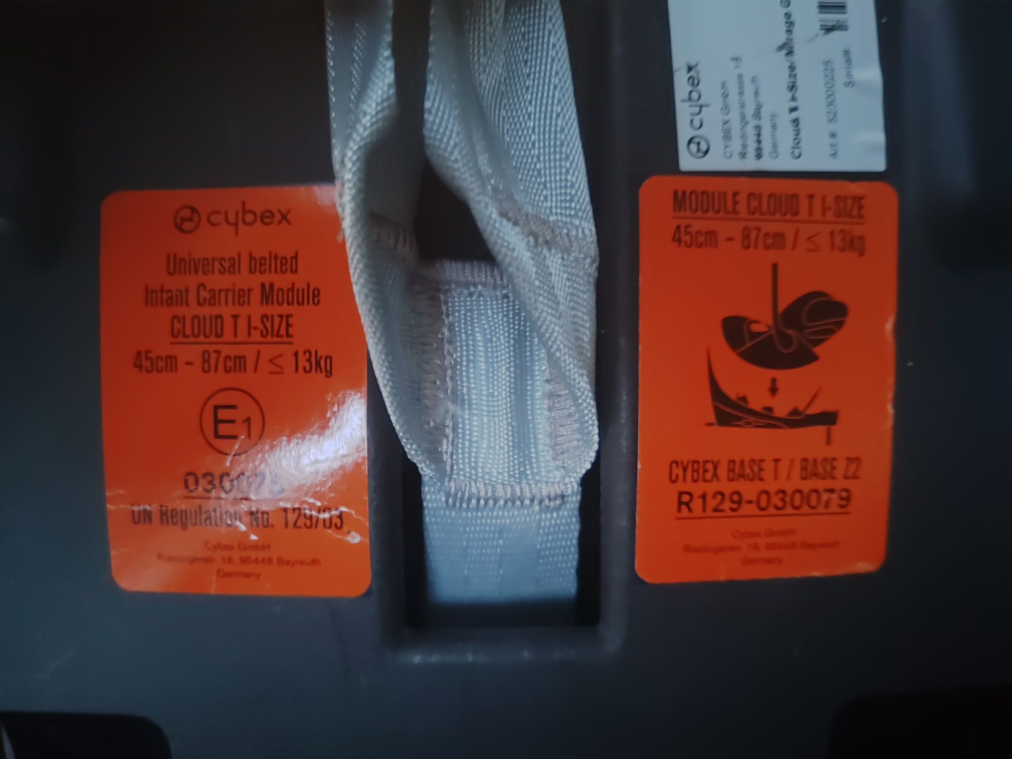 CYBEX Platinum Cloud T i-Size - w pełni sprawny - po wypraniu.