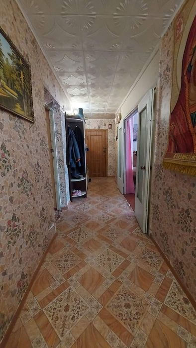 Продається 4 кімнатна квартира р-н Київська