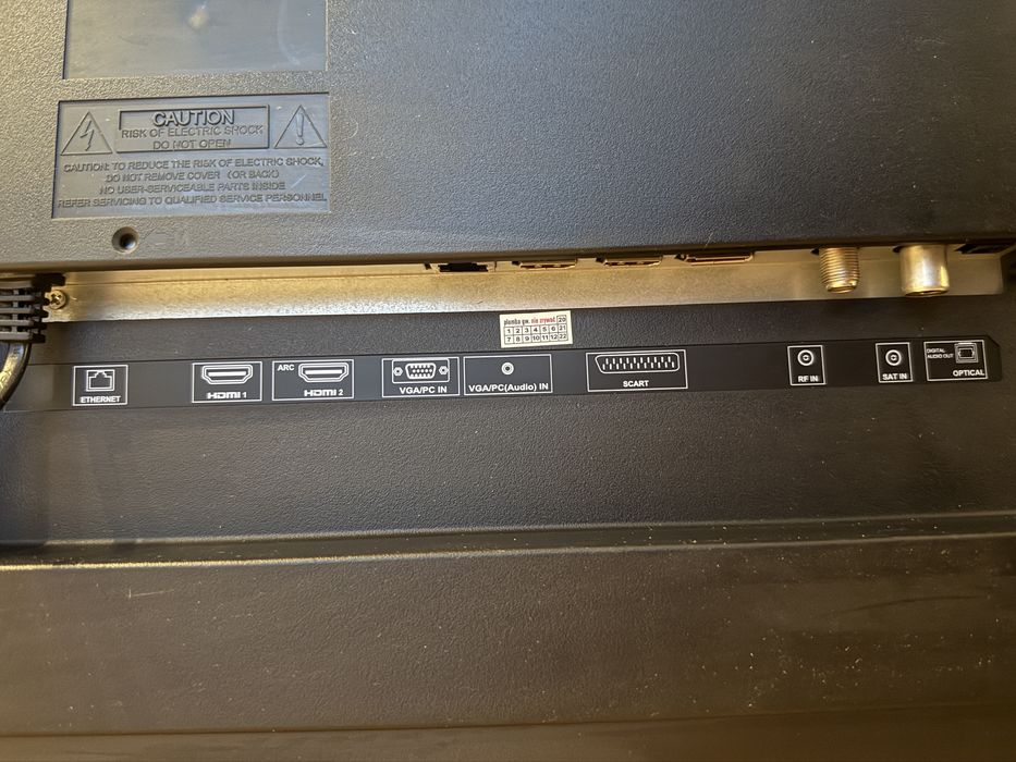 Telewizor Sharp 32 cale, LED, Smart TV, Netflix - stan bardzo dobry